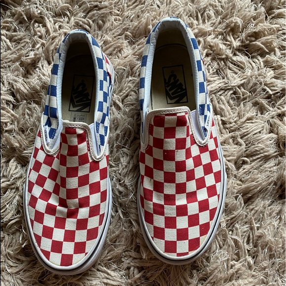 Vans - Picture 2 of 3